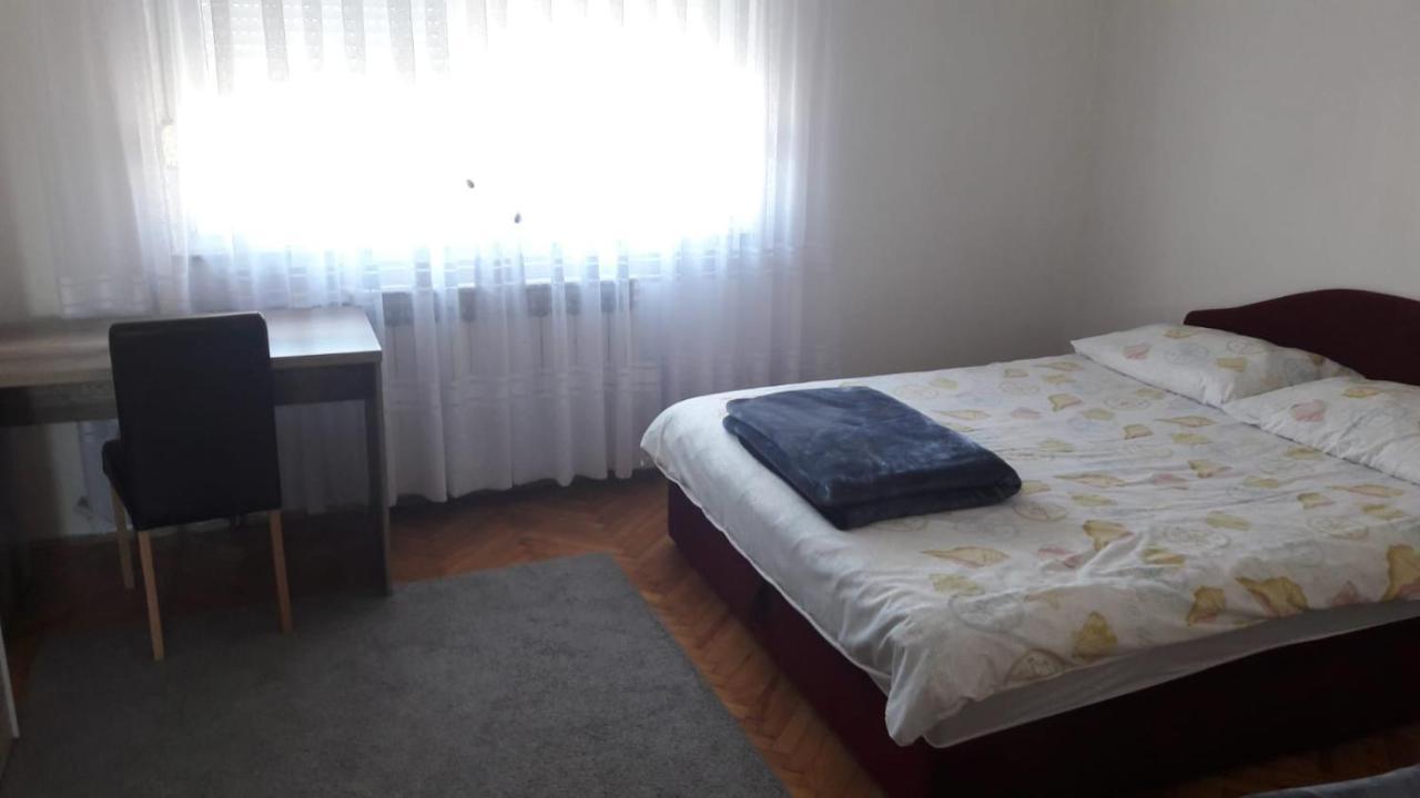 Apartment Upper Town Gospić Extérieur photo
