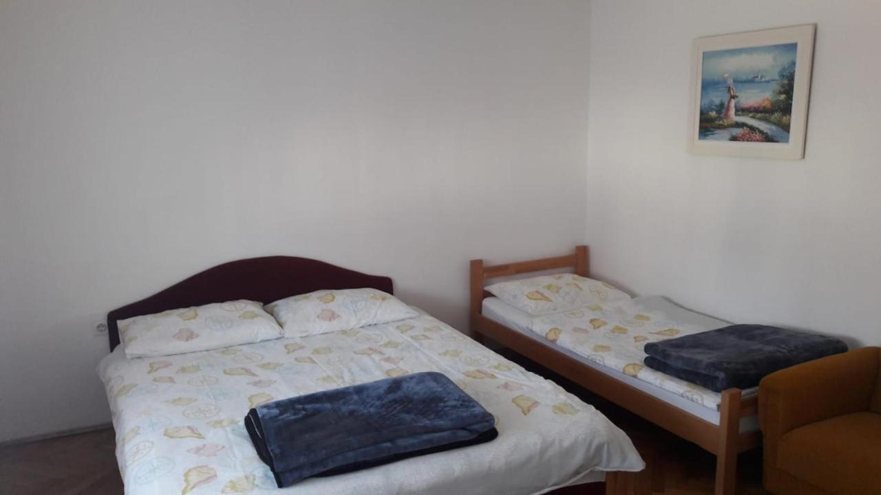 Apartment Upper Town Gospić Extérieur photo