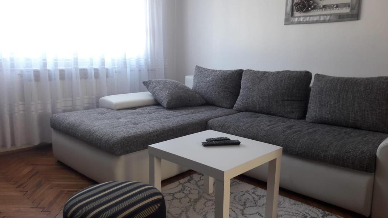 Apartment Upper Town Gospić Extérieur photo